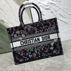 Christian Dior Shopping Bags